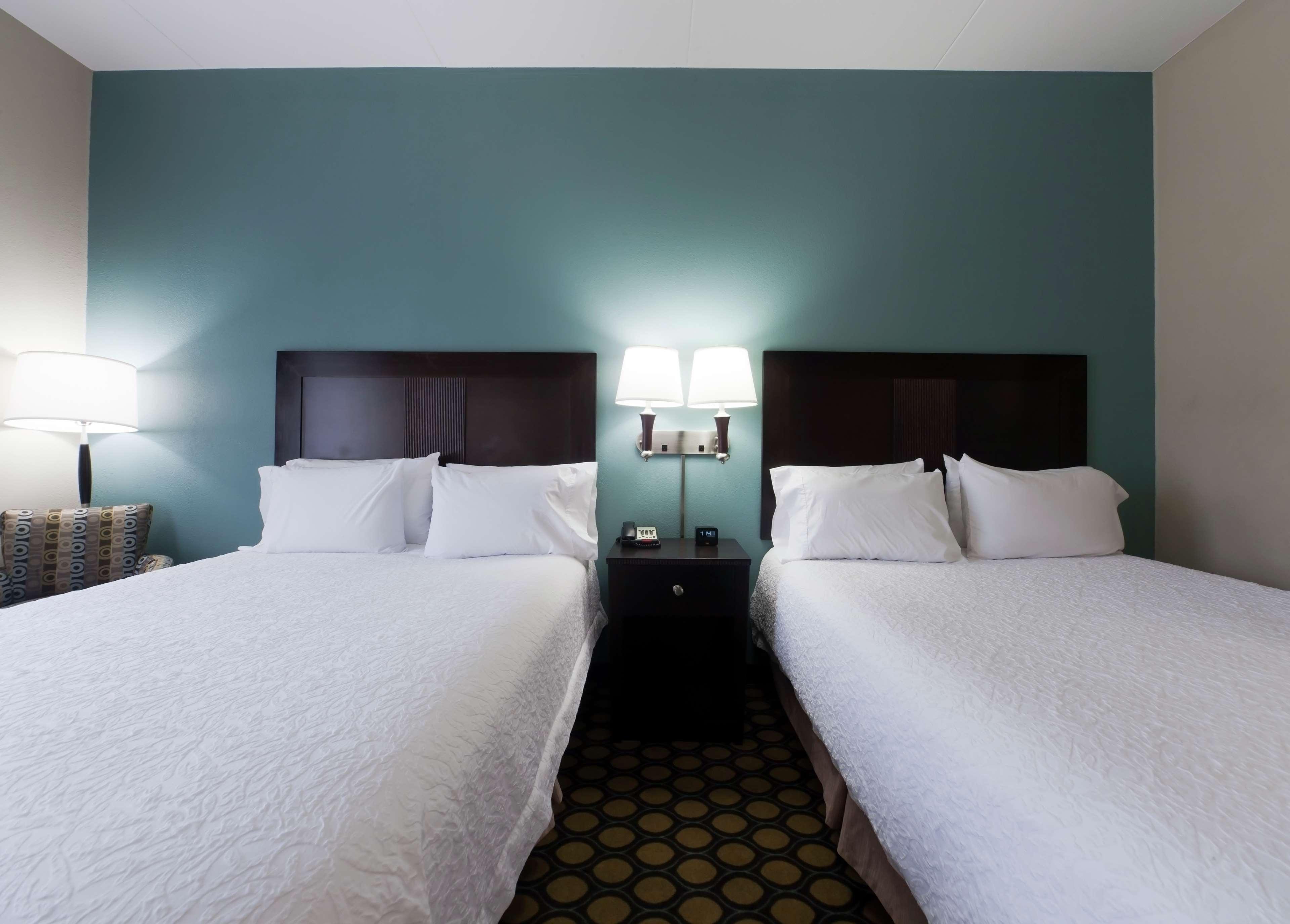 Hampton Inn North Brunswick Township Exterior foto