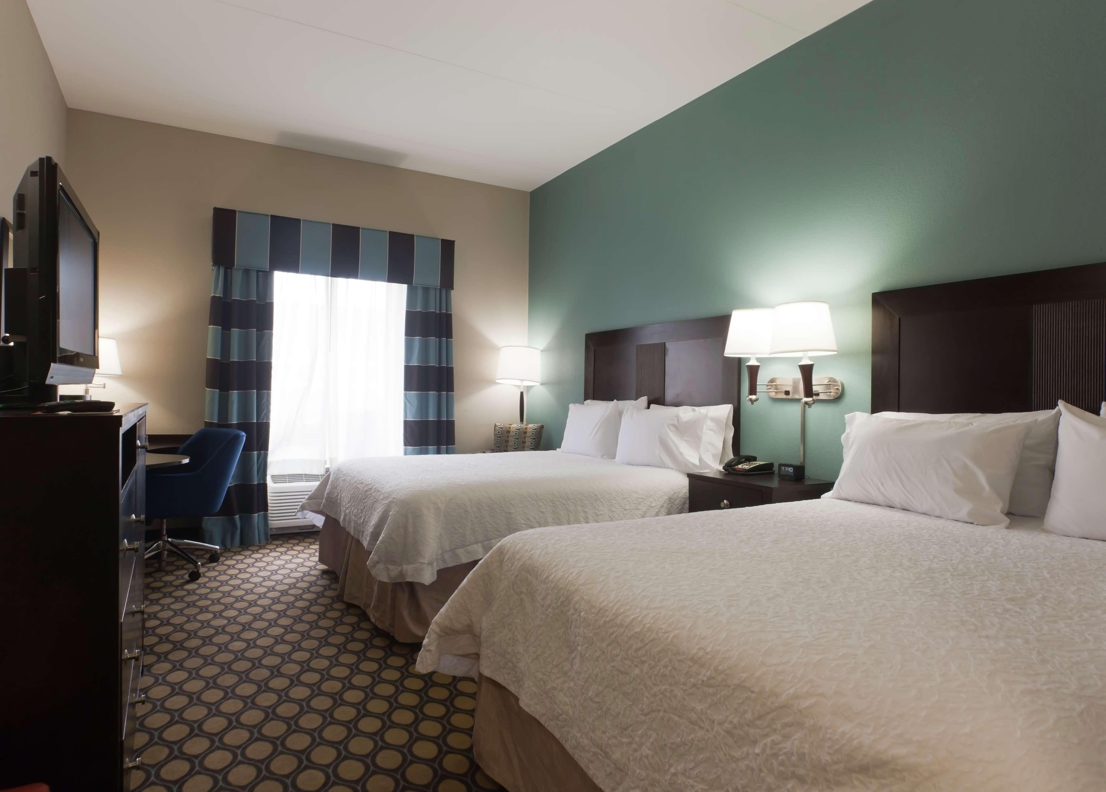 Hampton Inn North Brunswick Township Exterior foto
