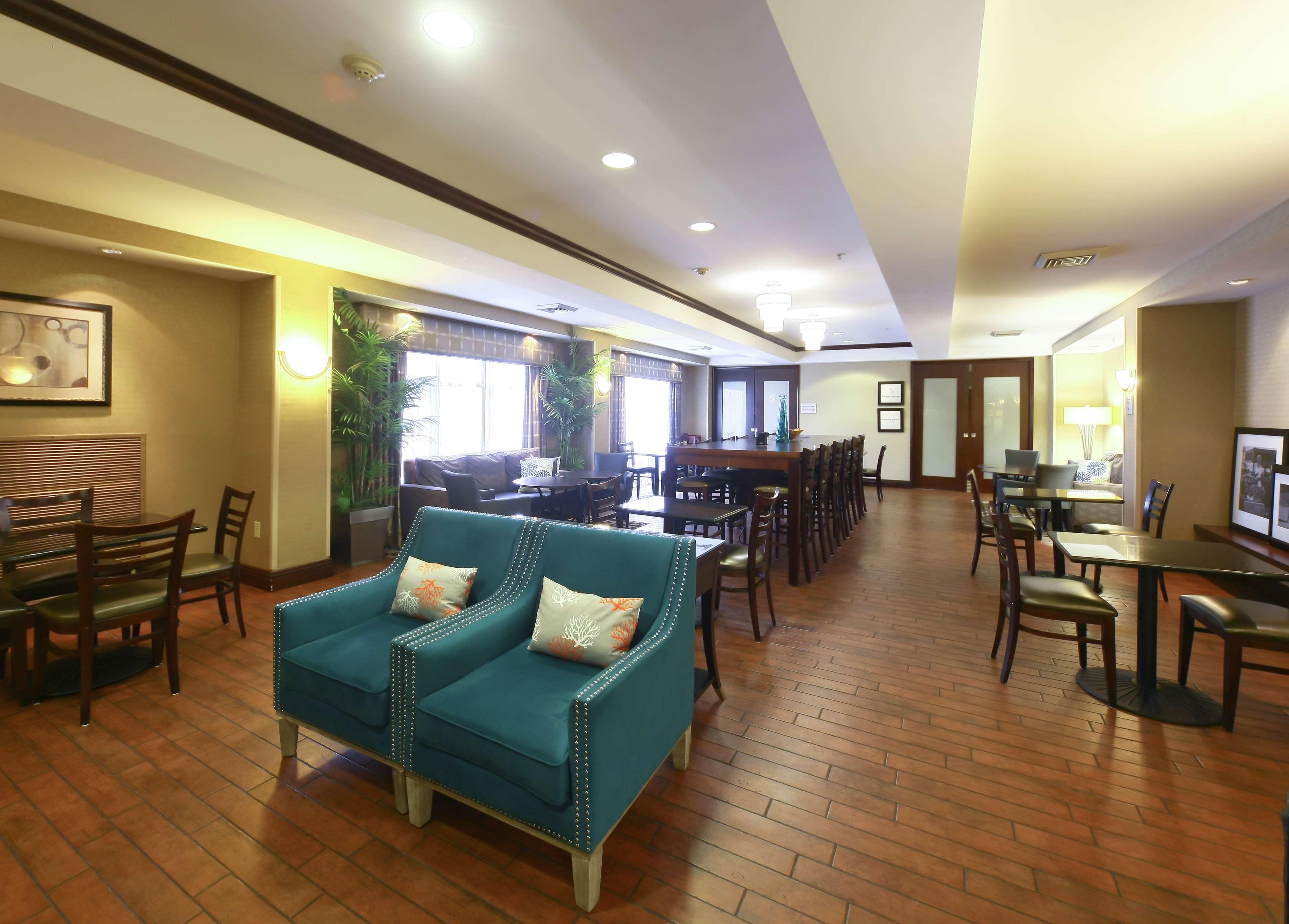 Hampton Inn North Brunswick Township Exterior foto