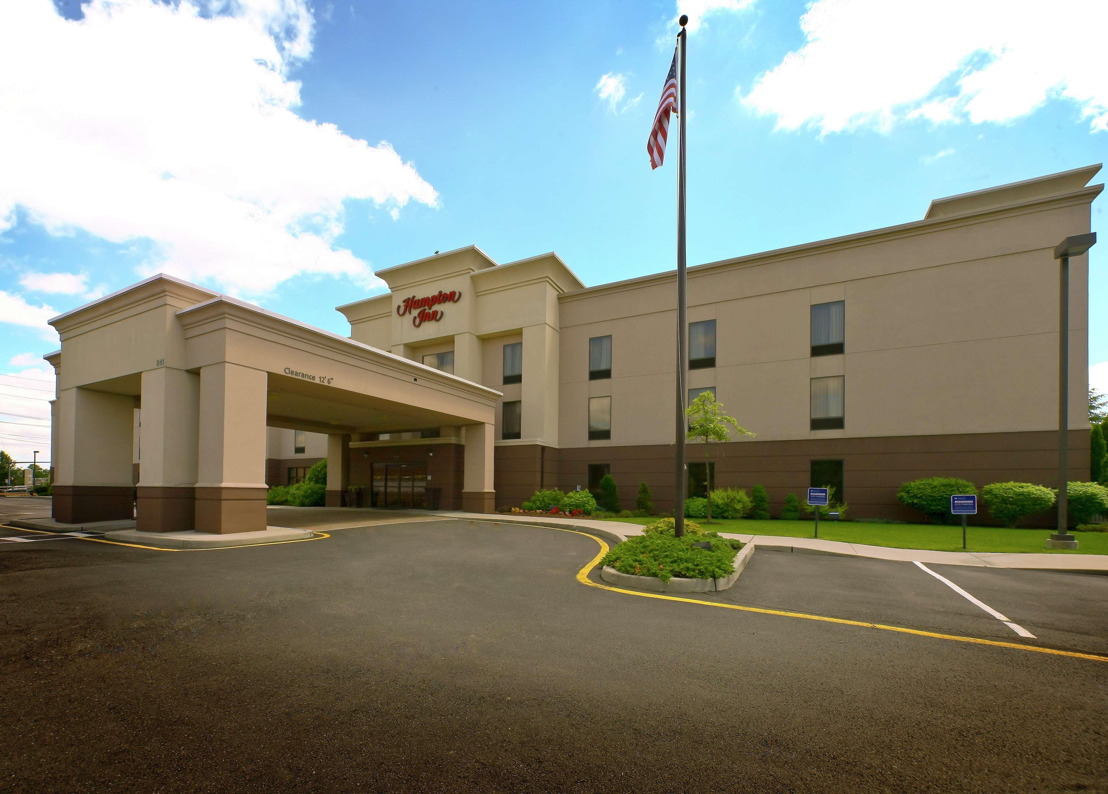 Hampton Inn North Brunswick Township Exterior foto
