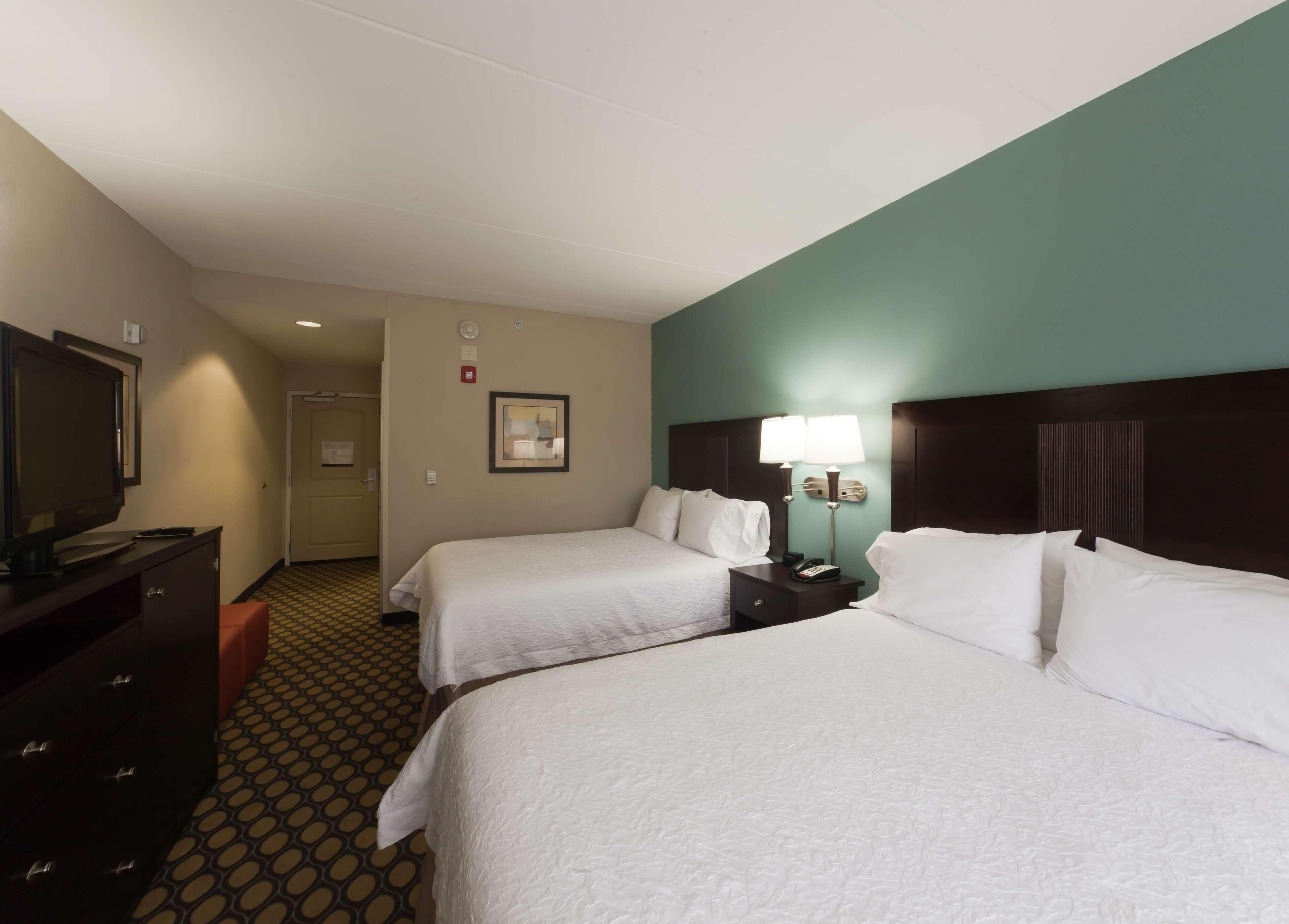 Hampton Inn North Brunswick Township Exterior foto