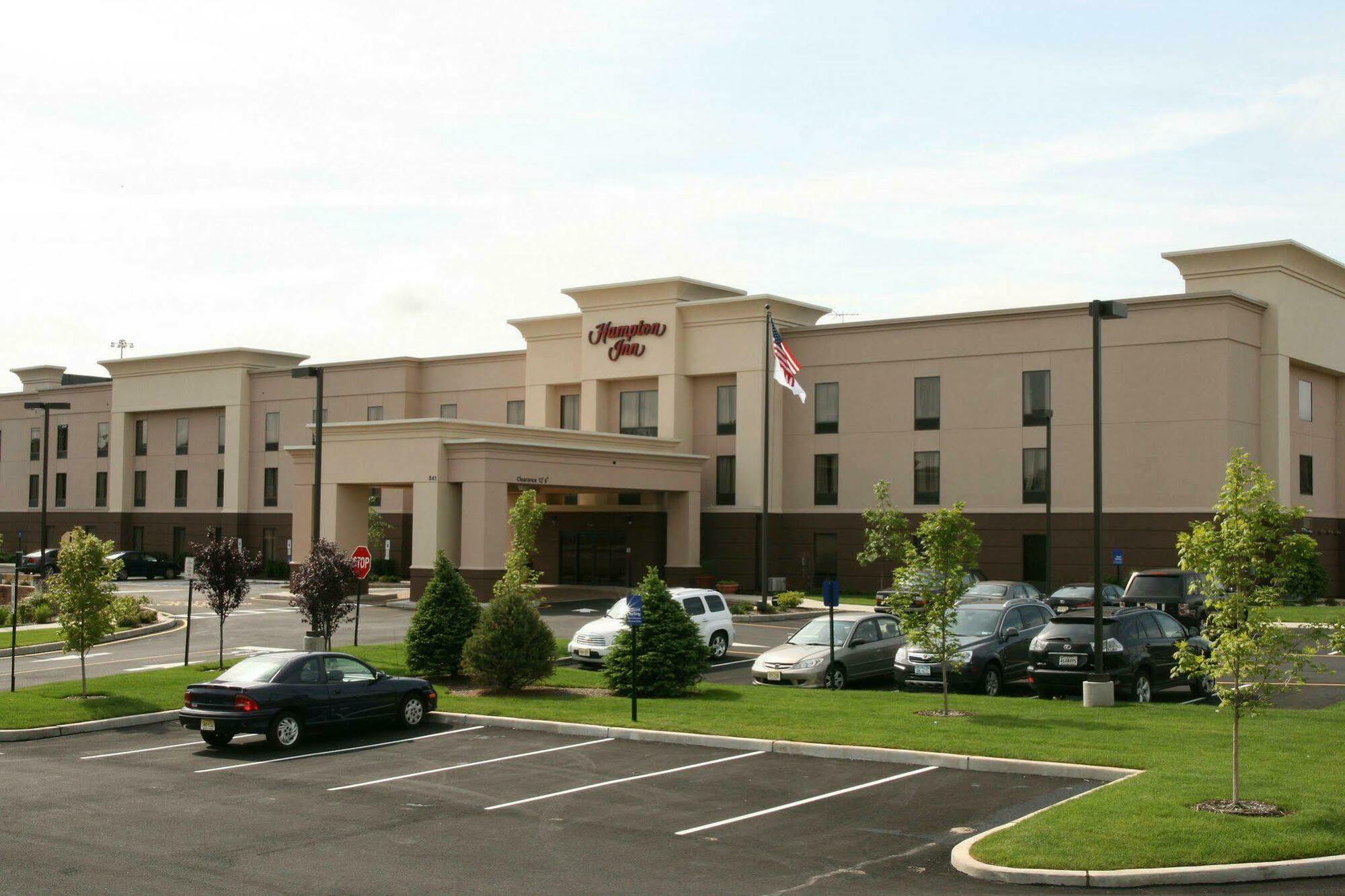Hampton Inn North Brunswick Township Exterior foto